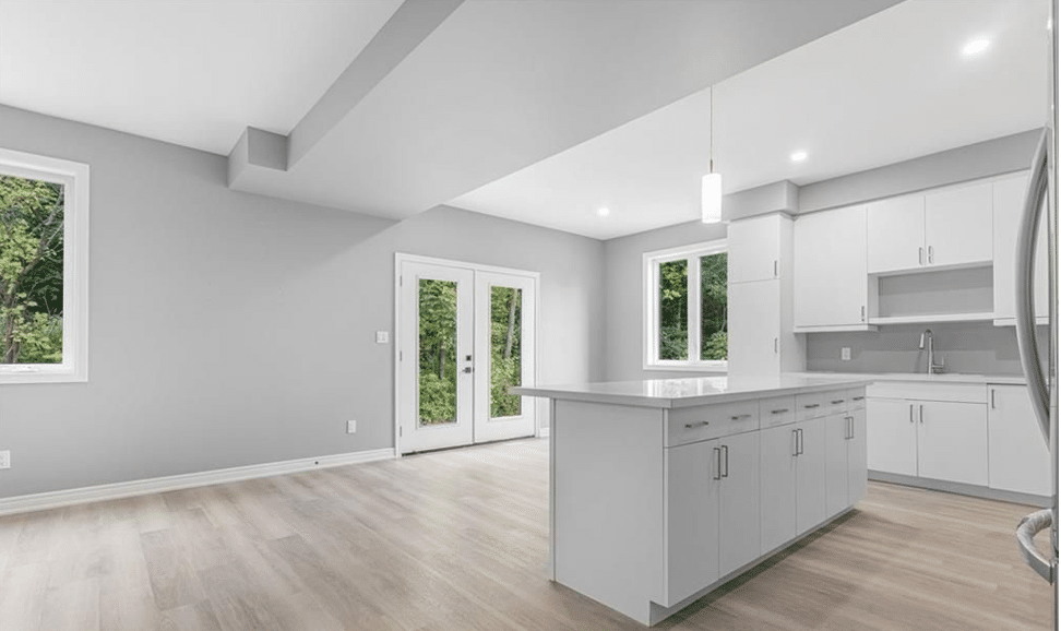 186 Hodgson Kithcen and Patio Door